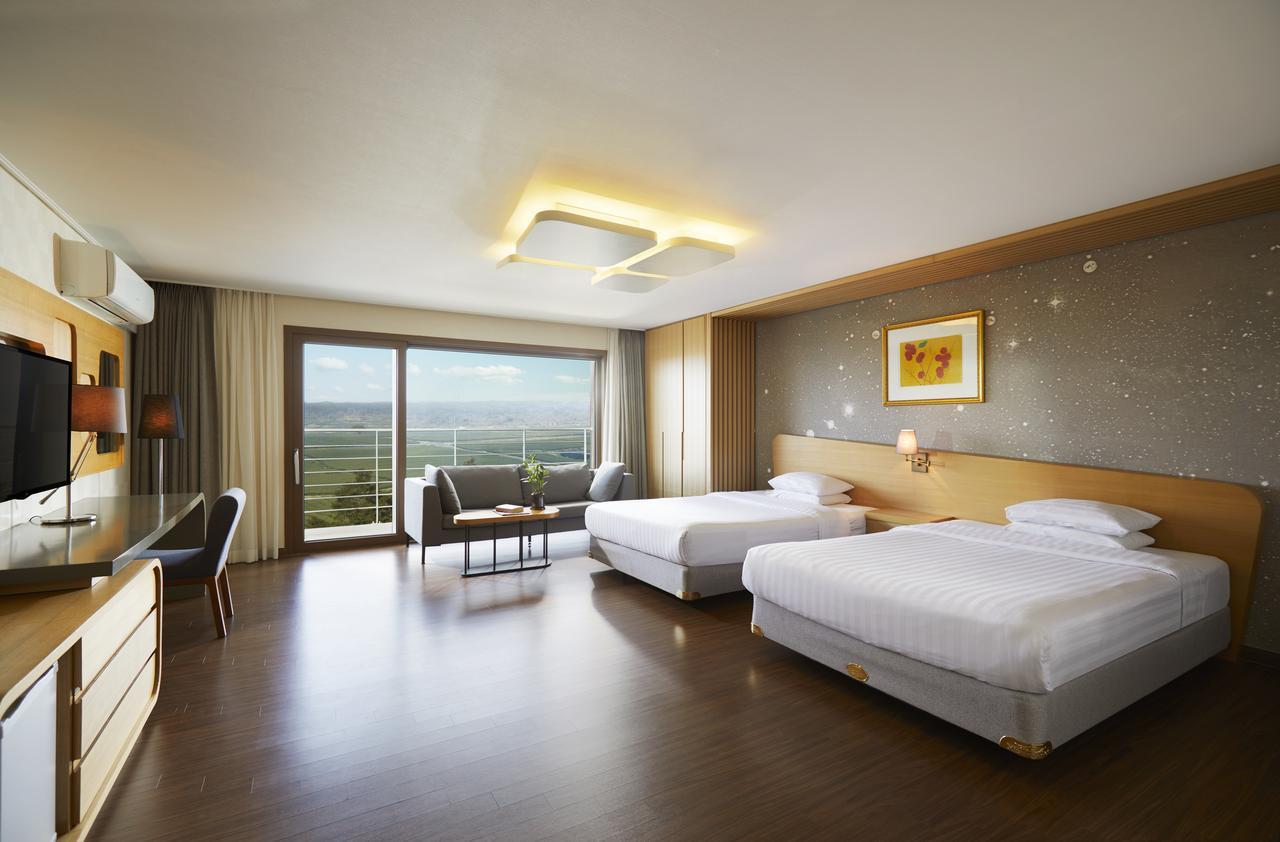 Jeju Aerospace Hotel Согвипхо Экстерьер фото